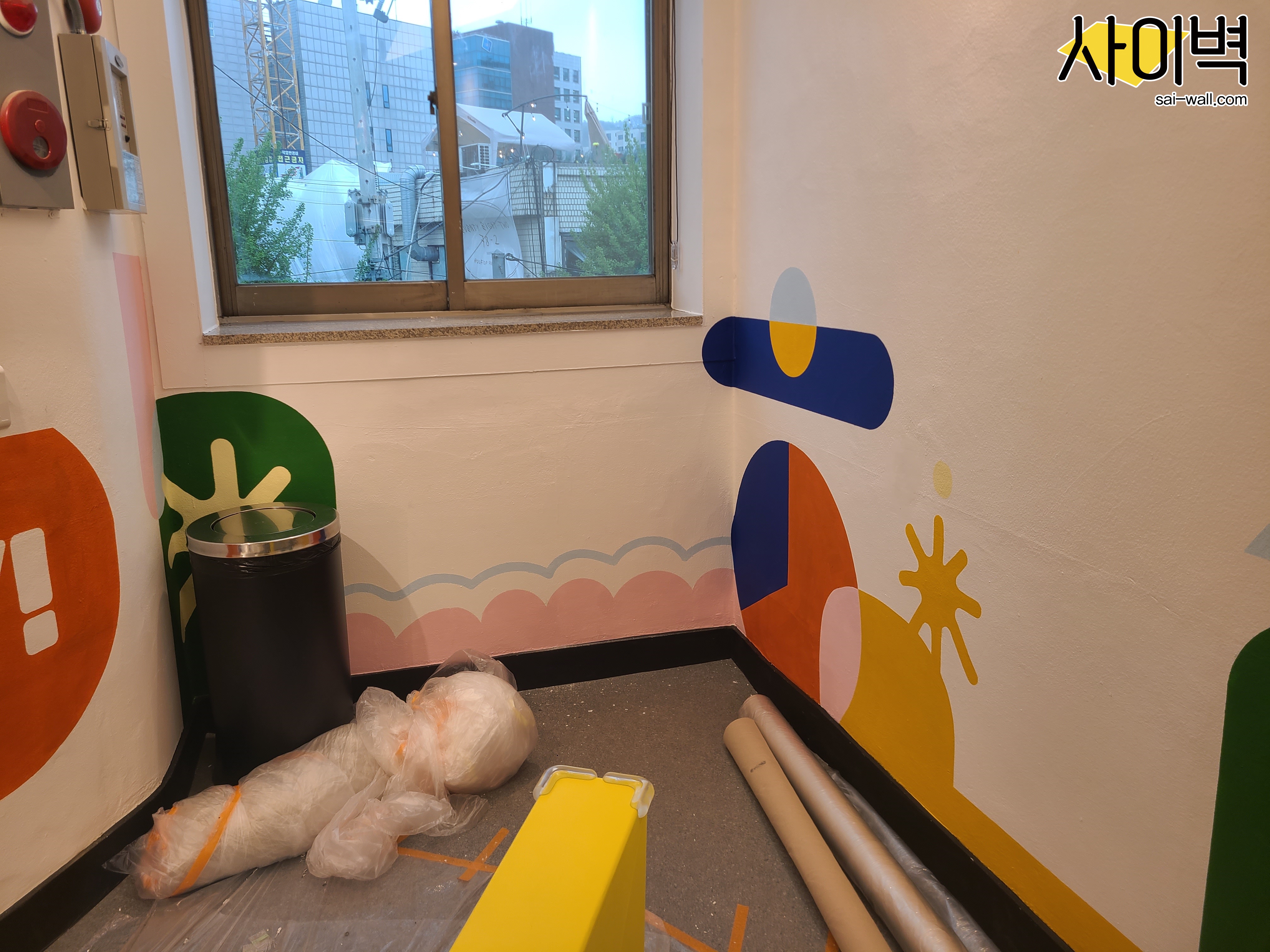 히플라운지 벽화 시공 사진 31
